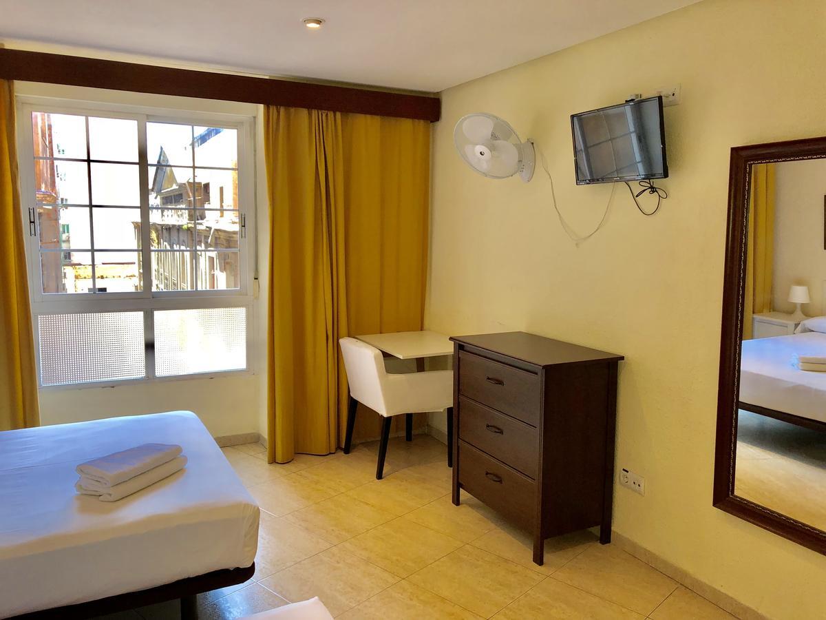 Hostal Arriaza - Madrid — Photos 1