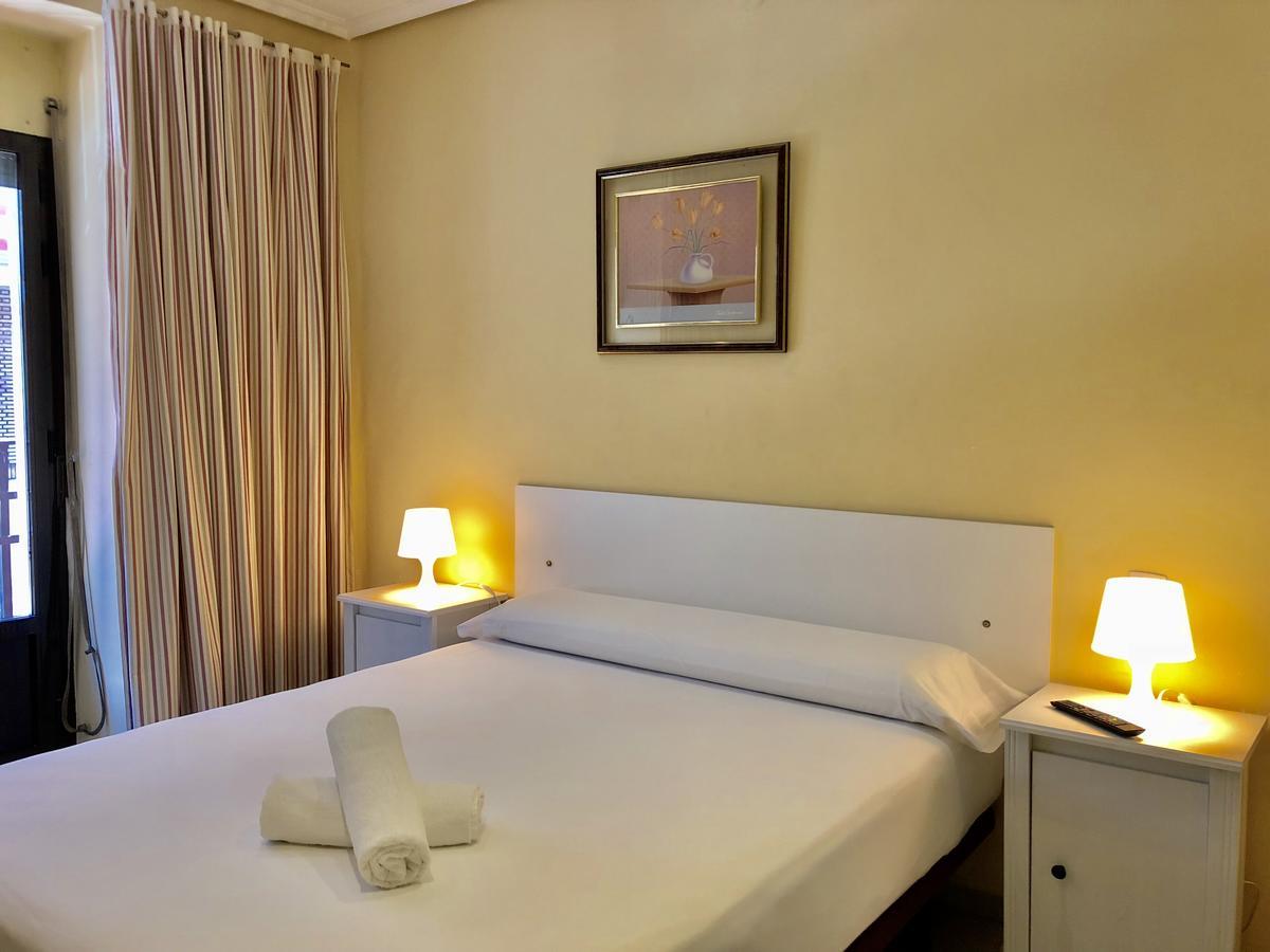 Hostal Arriaza - Madrid — Photos 3